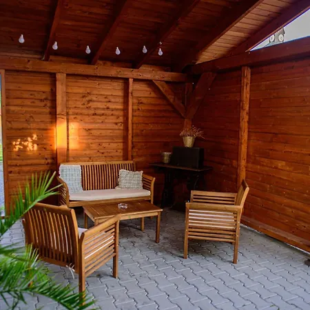 Vendegvaro Panzio Bed & Breakfast Lupeni (Harghita)